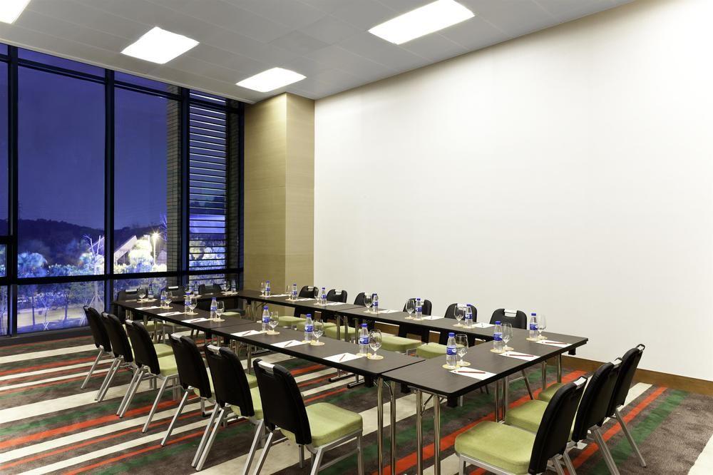 Aloft Nanhai, Foshan Buitenkant foto